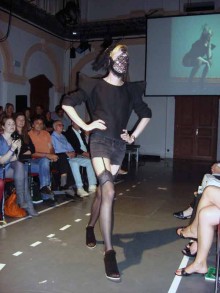 Azubis 02, Show des Bachelorstudiums Hetzendorf